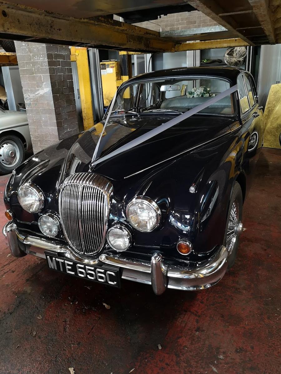Edinburgh Classic Wedding Cars