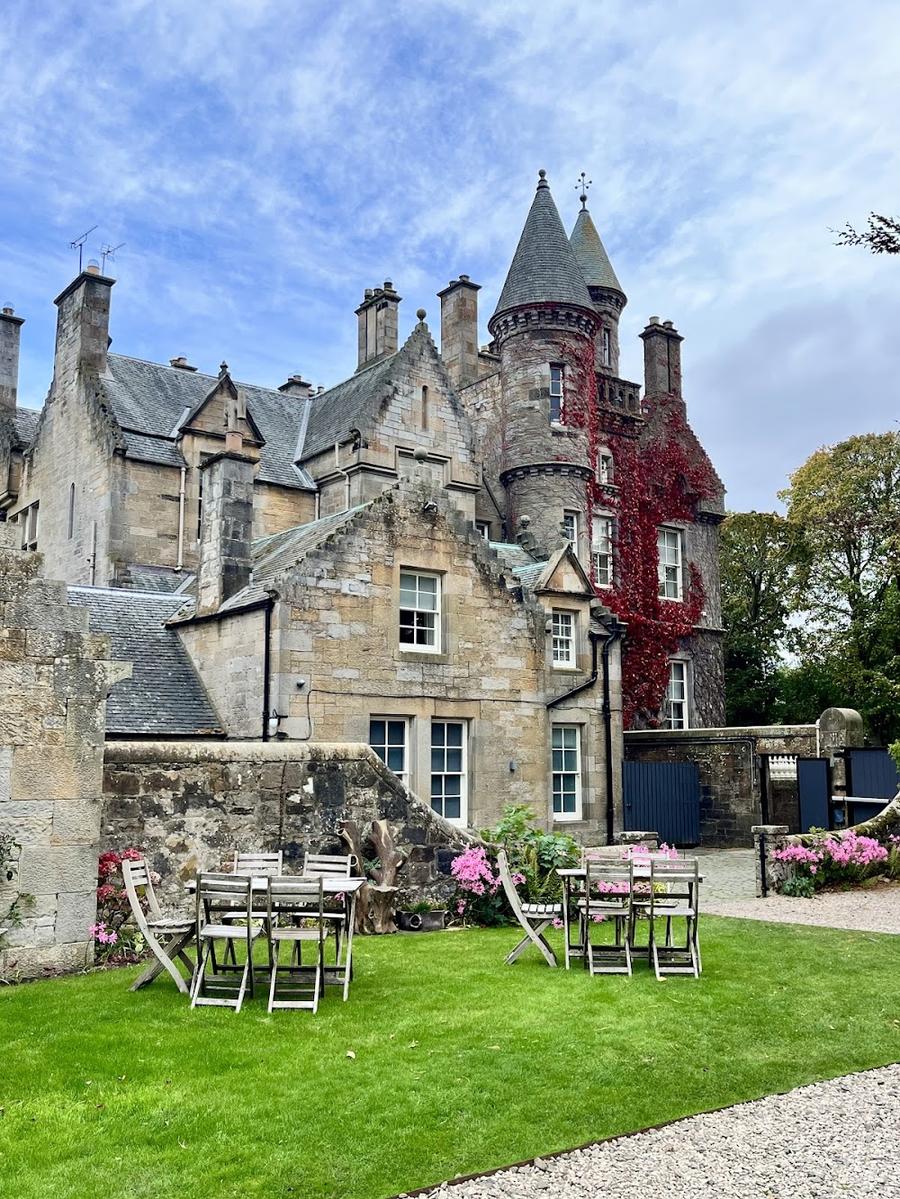 Carlowrie Castle